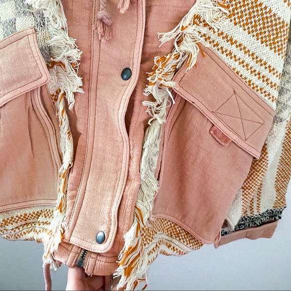 SOLD ON CURTSY - Picture 5 of 13